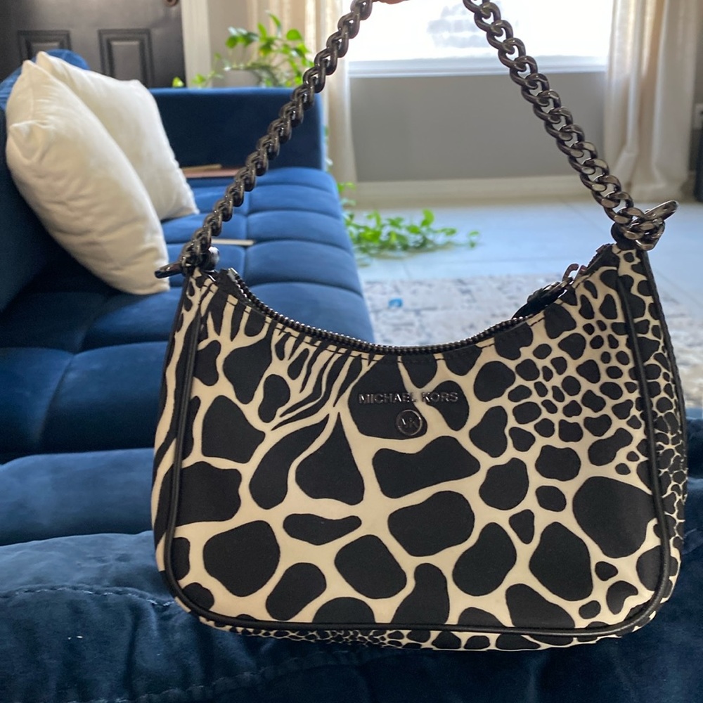 Micheal Kors shoulder bag